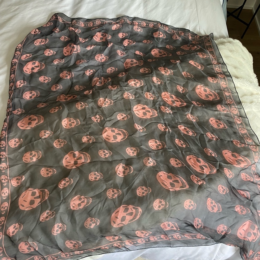 Large Alexander McQueen Scarf